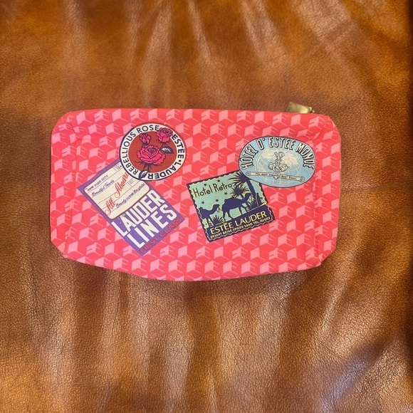Estee Lauder Handbags - Estée Lauder make up bag in GUC